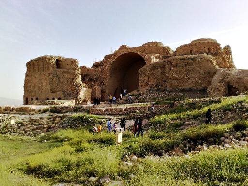 کاخ اردشیر بابکان (آتشکده فیروزآباد)