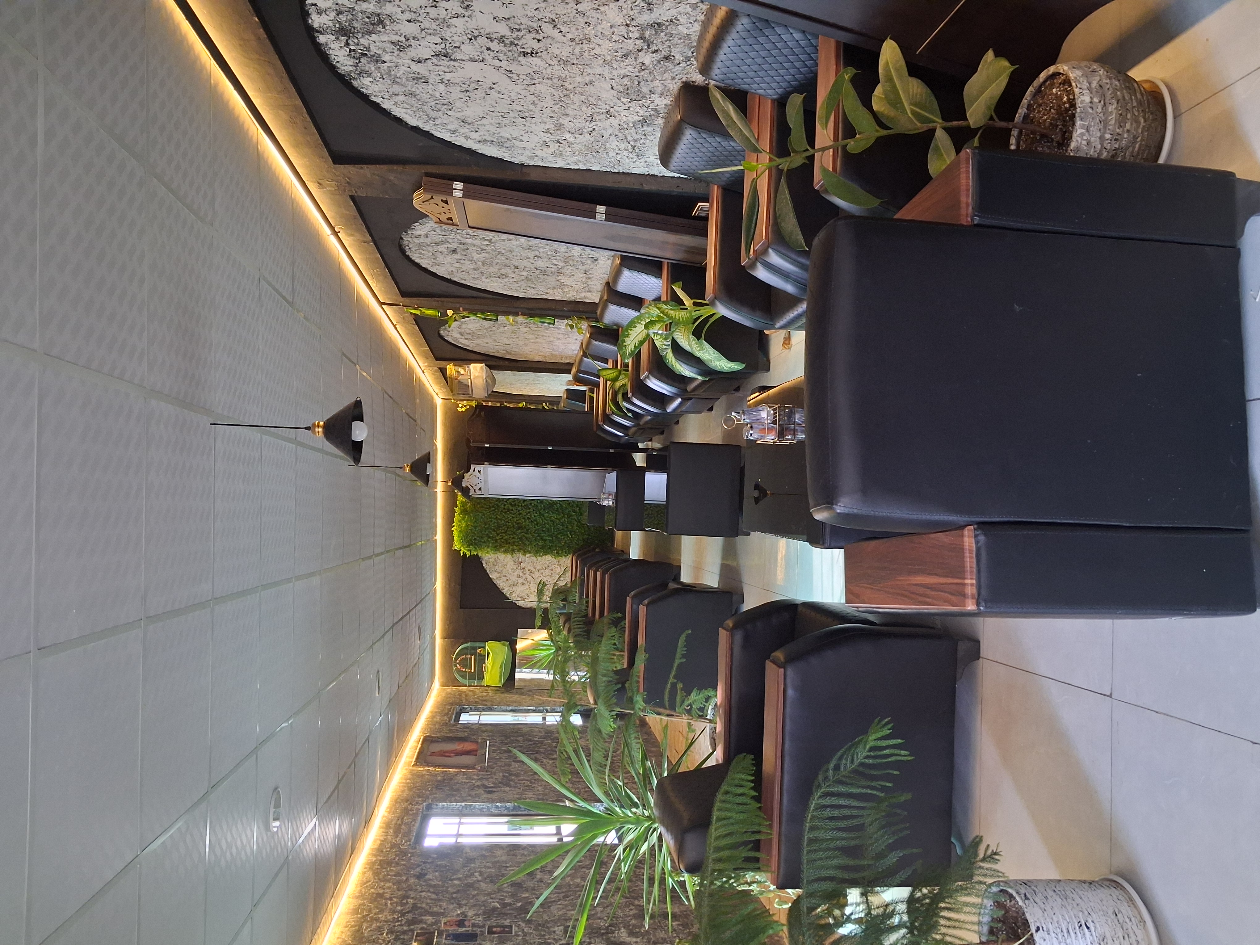 کافه و رستوران ستارخان