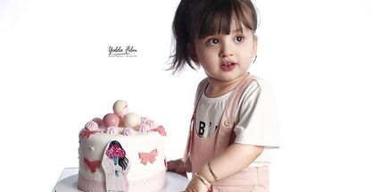 آتلیه عکس کودک یلدا