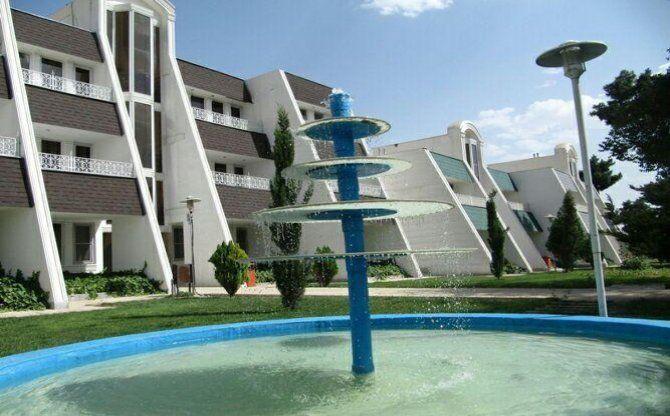 Shiraz Tourist Hotel