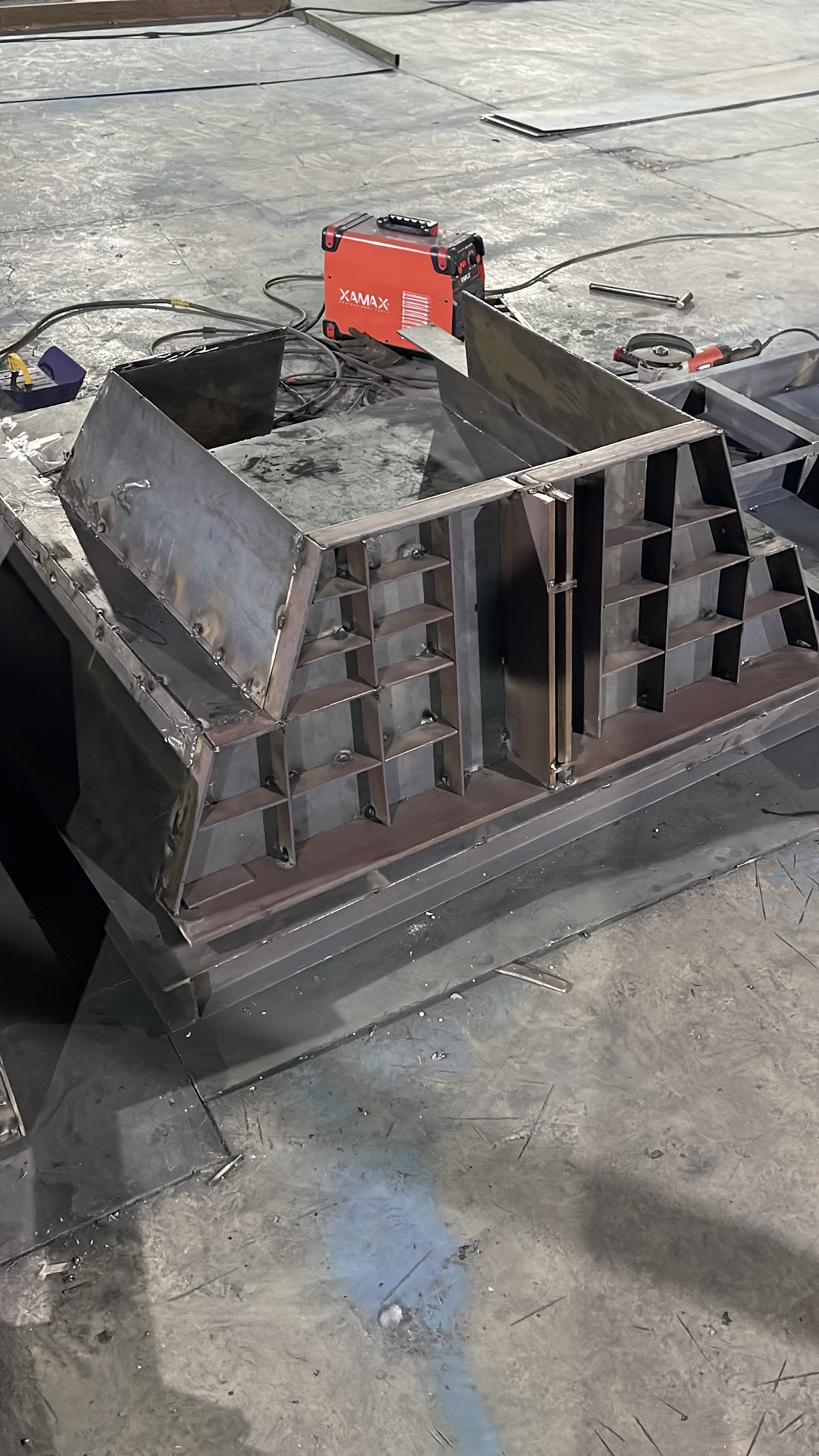 کبیر سازه صنعت مجد