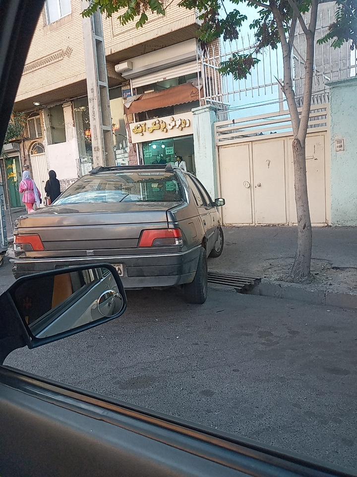 روپوش پزشکی آیتک