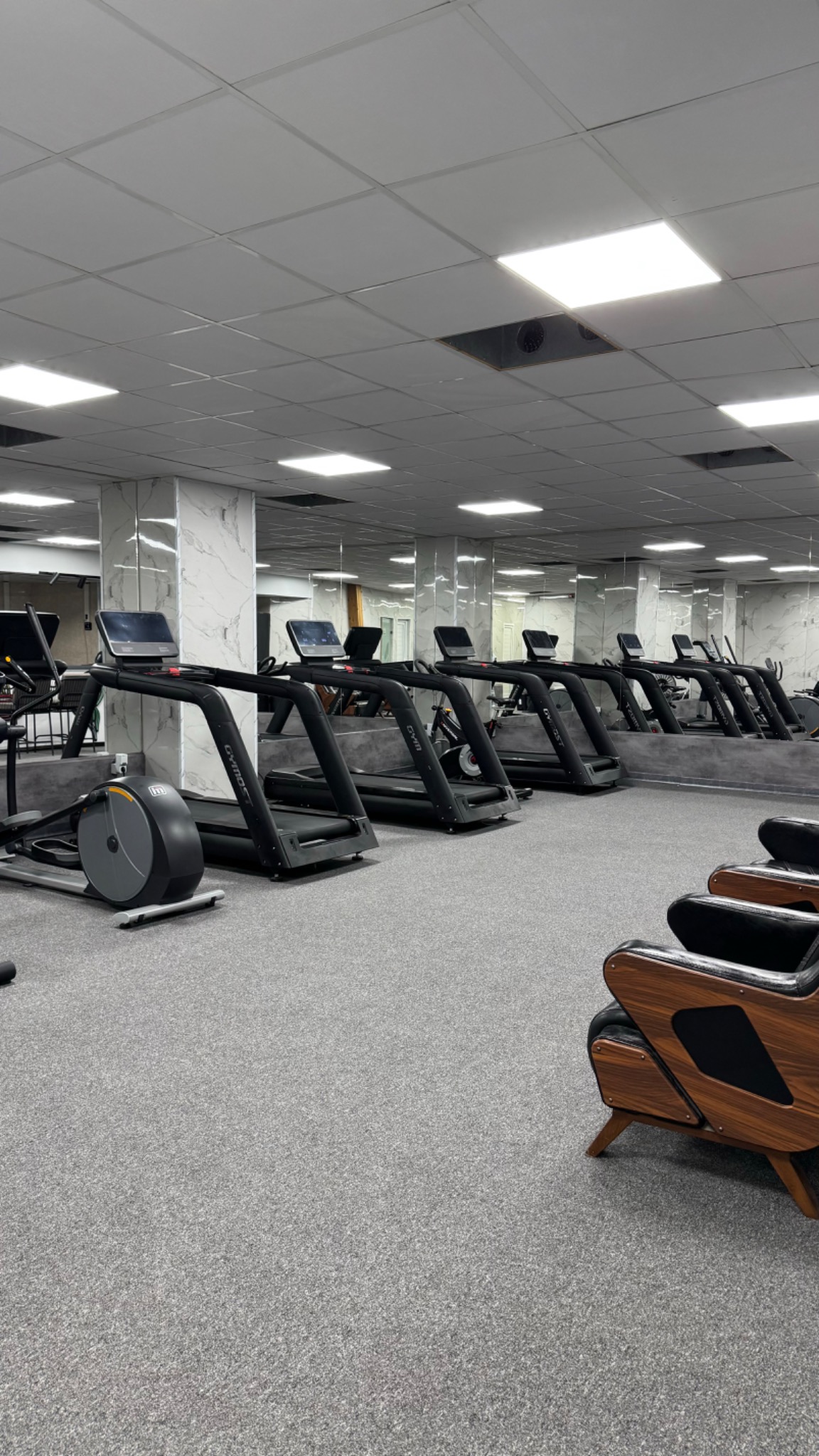 باشگاه بدنسازی سورا vip (( ویژه بانوان))