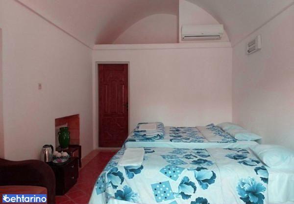 اقامتگاه سنتی باغ پهلوان پور مهریز 