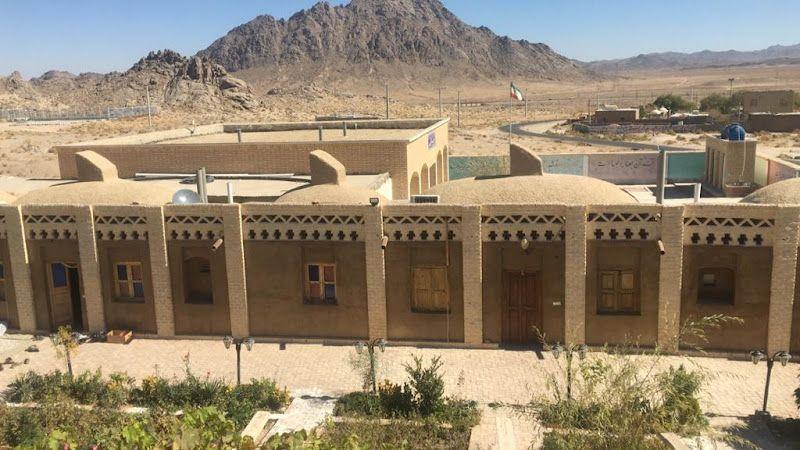 بوم گردی منزل آب