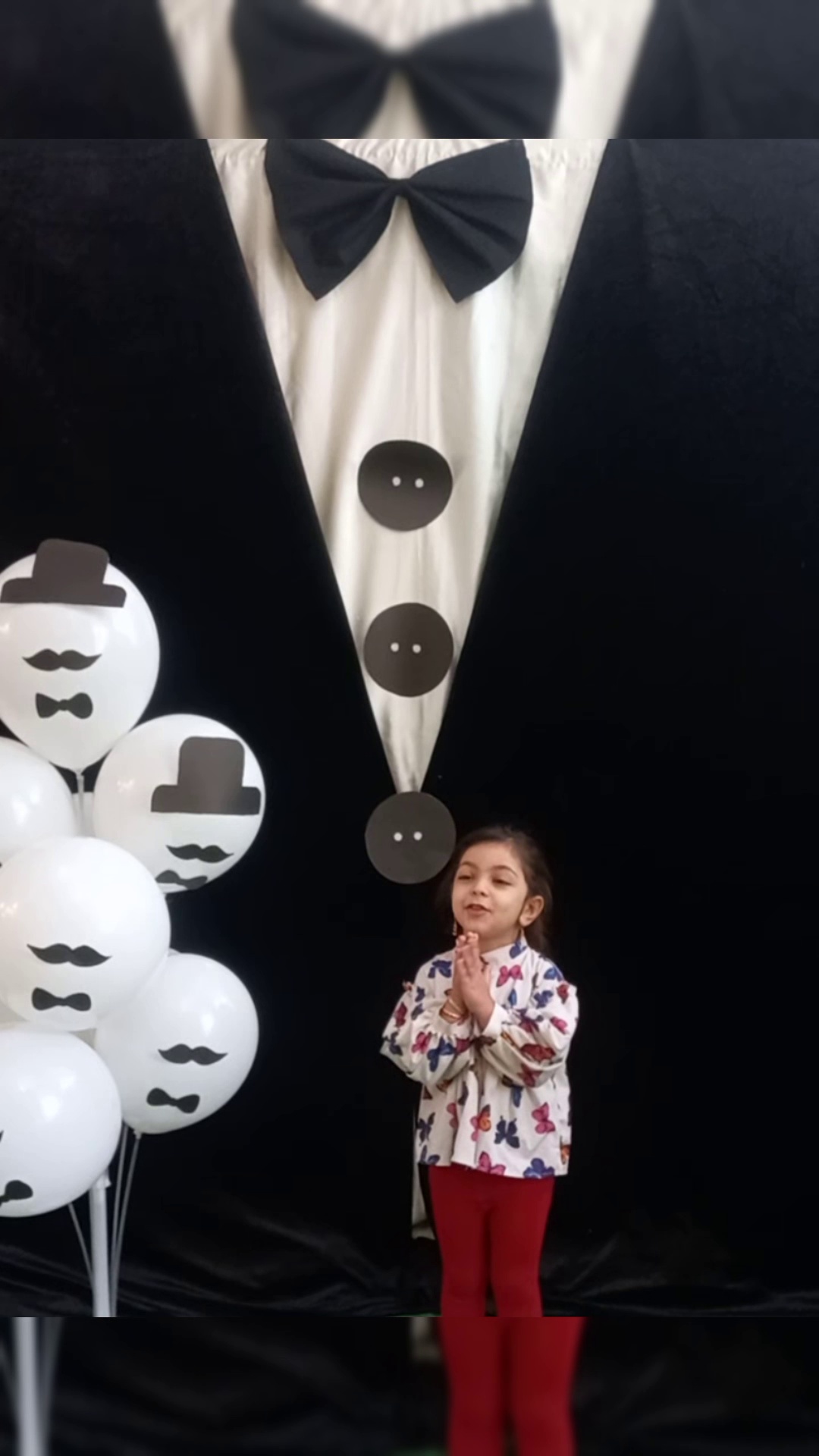 مهدکودک و پیش دبستان لب خندون(دوزبانه)