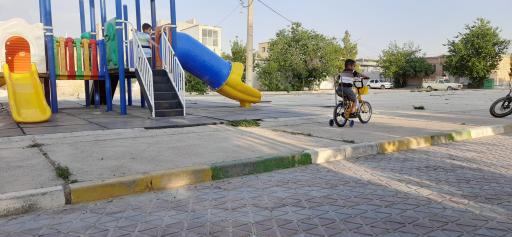 بوستان زائر