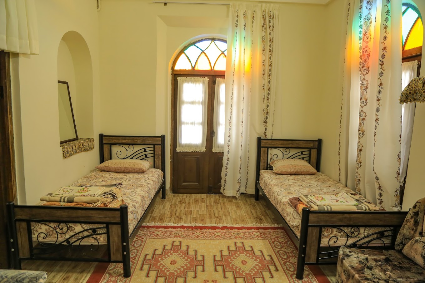 اقامتگاه سنتی خرم