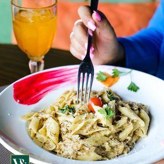 رستوران ایتالیایی ویند