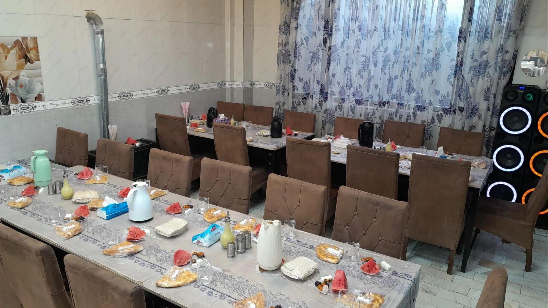 رستوران زیتون