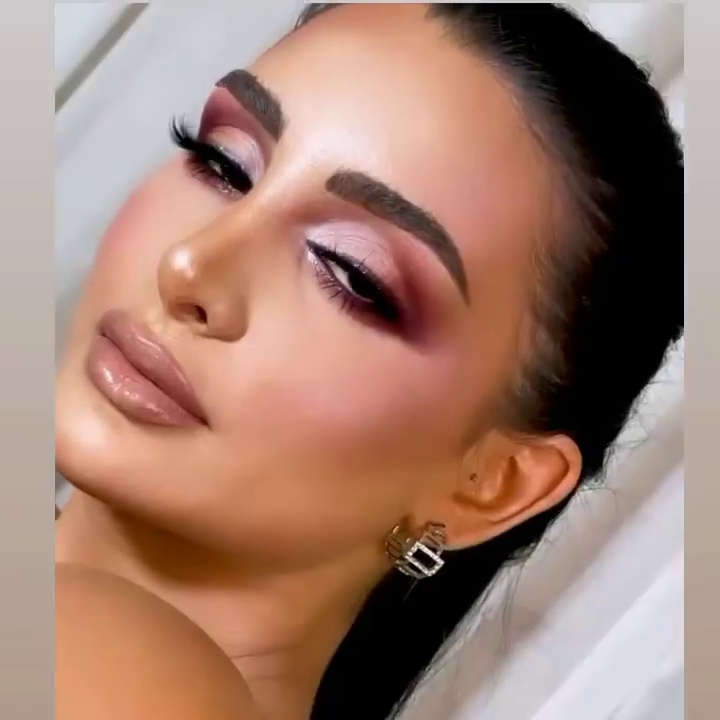 آرایشگر در منزل فقط برای بانوان