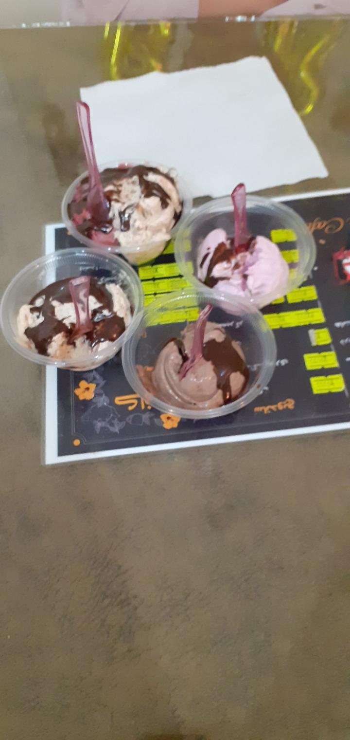 کافه تریا انار