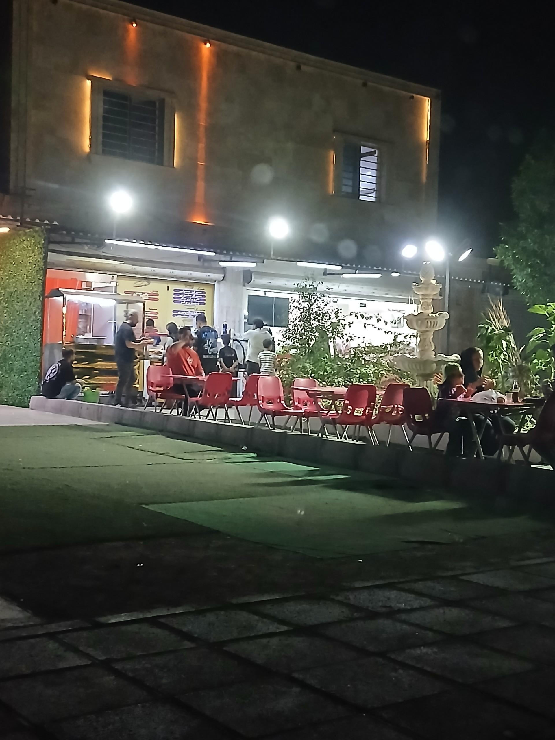 فست فود مریخ