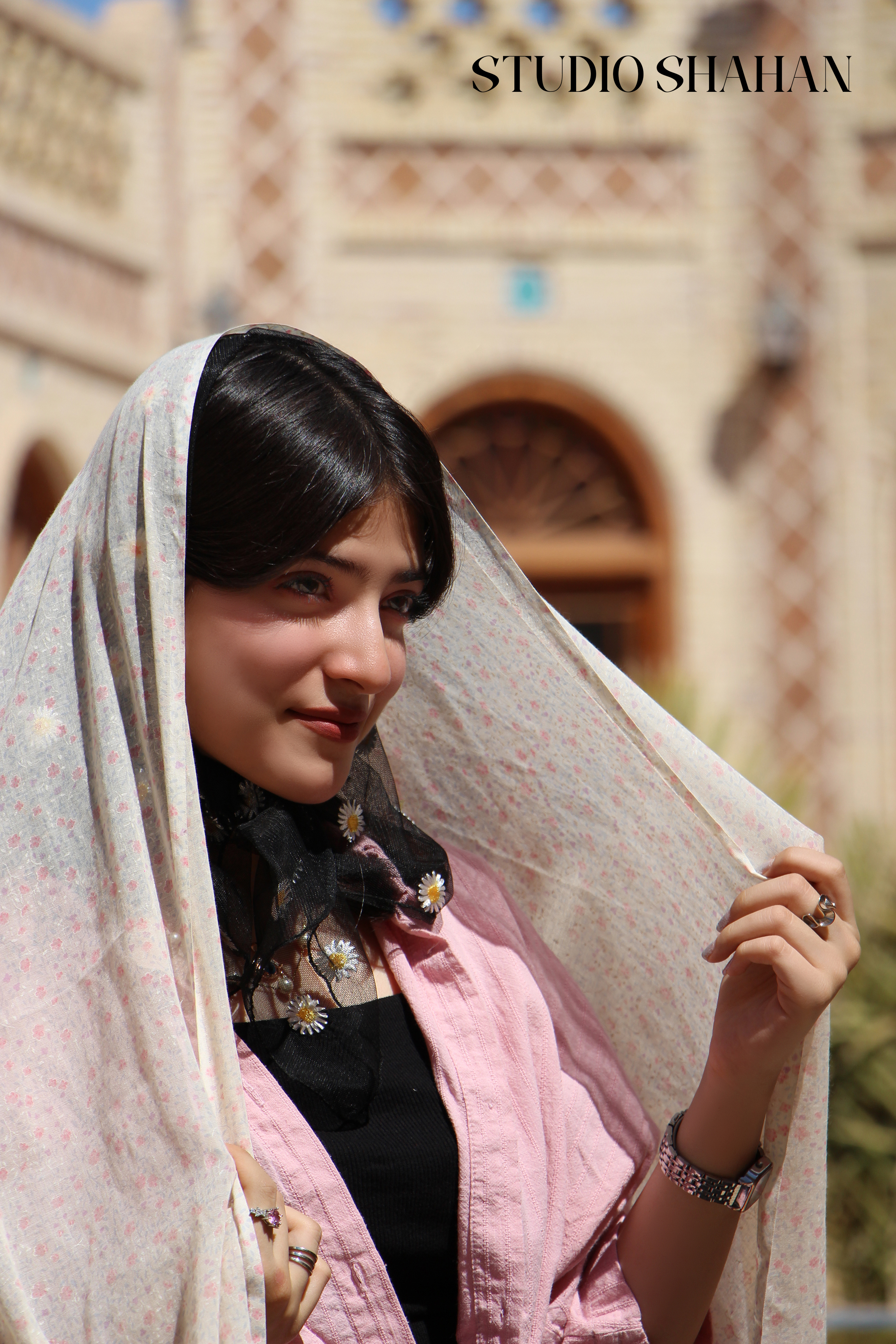 آتلیه تخصصی عکاسی وتصویربرداری شاهان