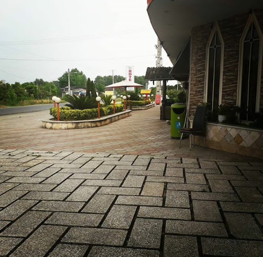 هتل نارنج سرا