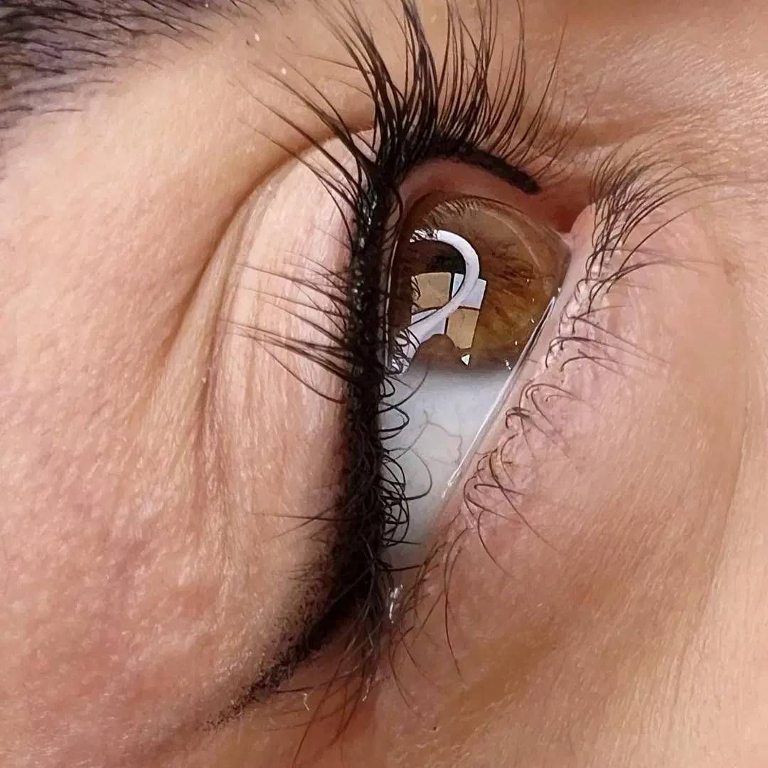 سالن و ارایشگاه زیبایی نانا میلورا