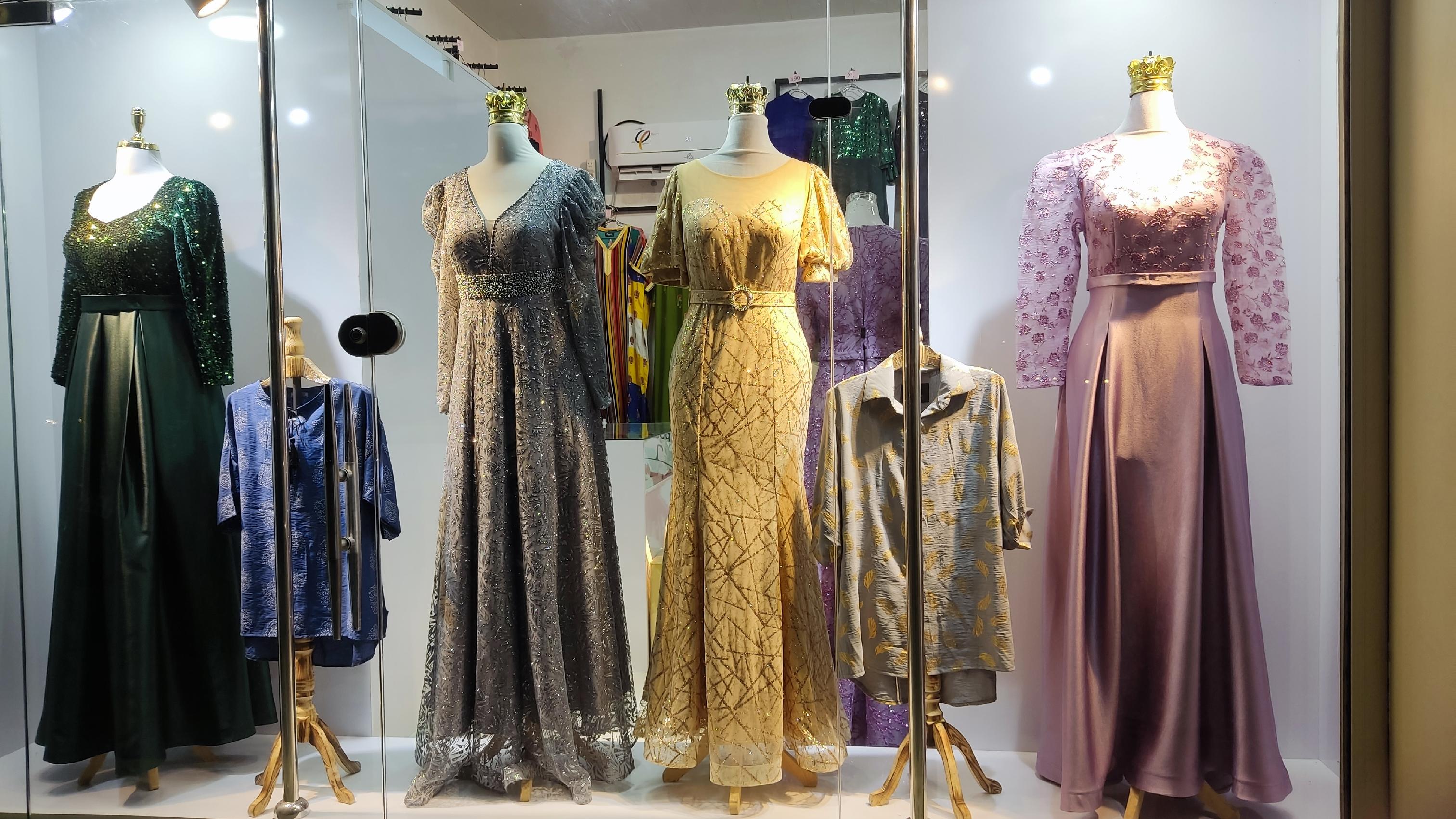 پوشاک اطلسی