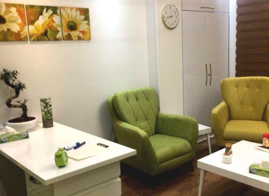 دکتر اکرم دهقانی