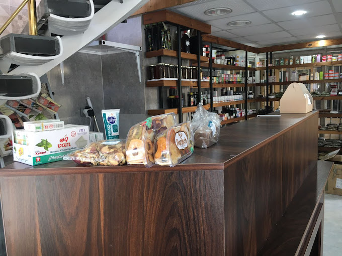 عطاری طبیب ایرانی در یزد