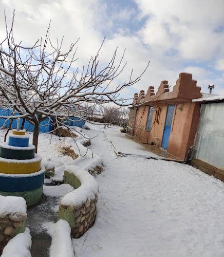 Motel hoseini.اقامتکاه بوم گردی سورنا