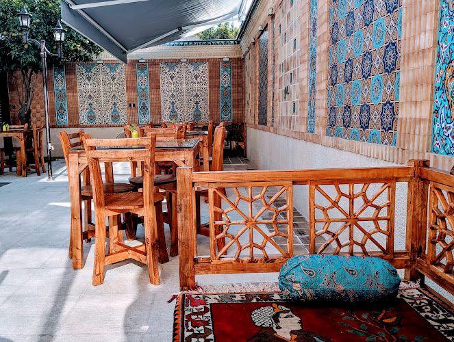 Hafez Guest House اقامتگاه بومگردی حافظ