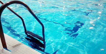 مجموعه ورزشی ادیب