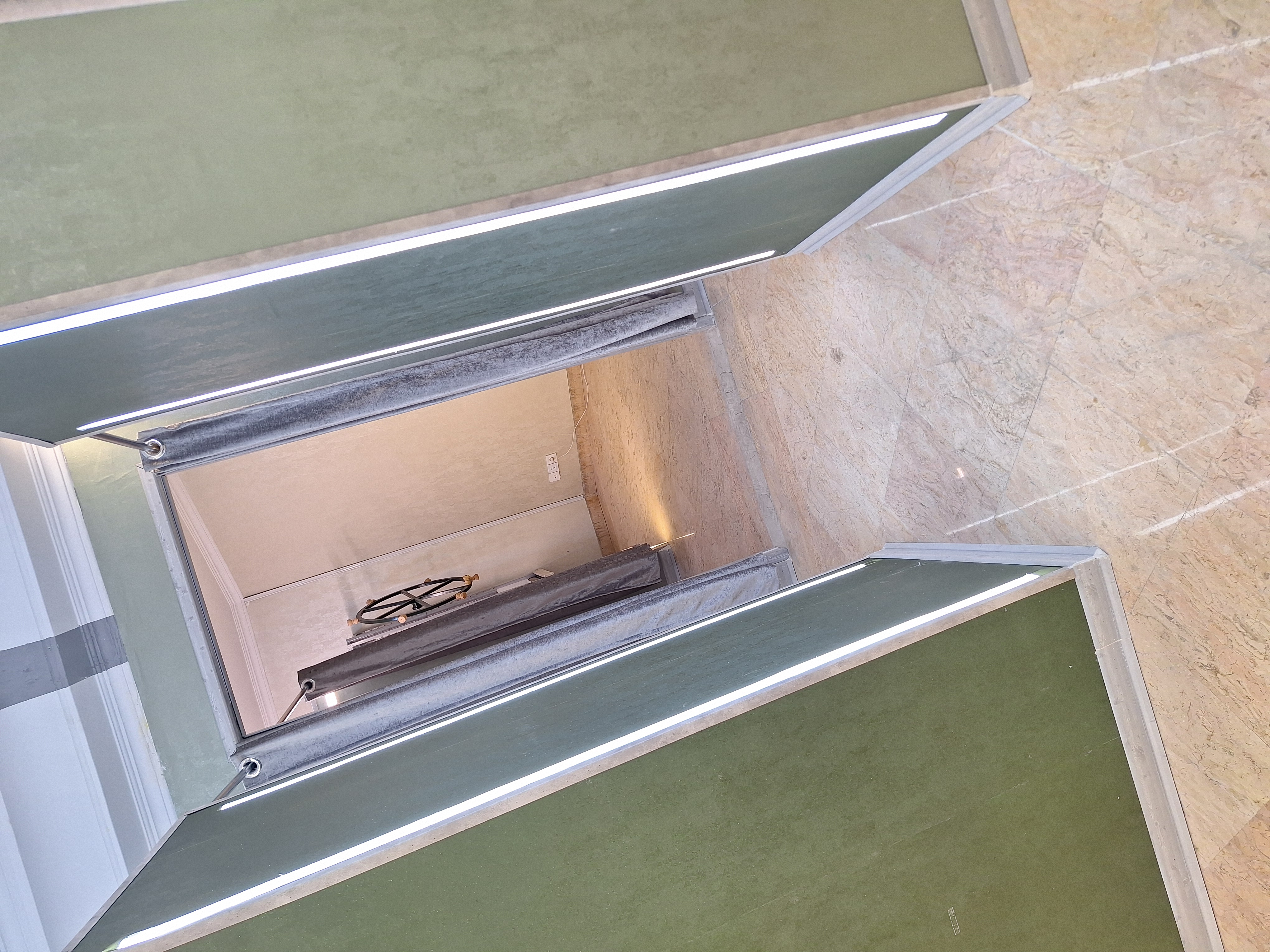 کلینیک فیزیوتراپی مهرزادفر