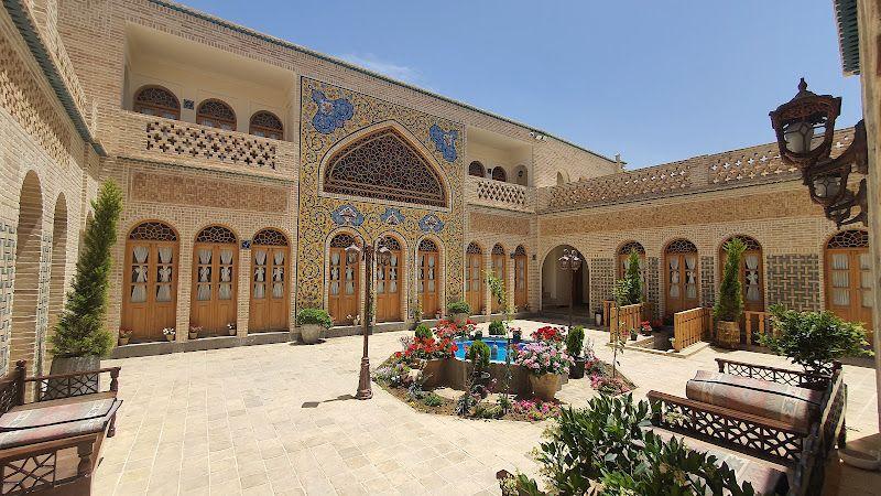 Golara Traditional Hotel