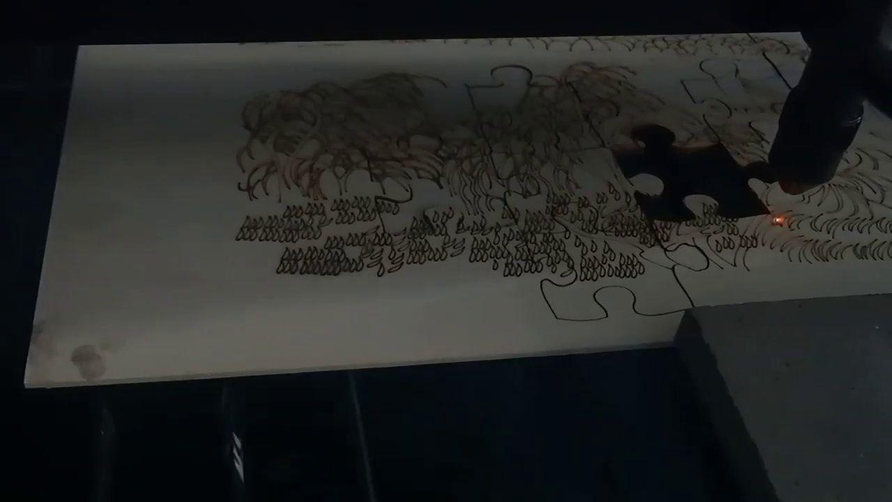 خدمات برش لیزر یزدان پناه