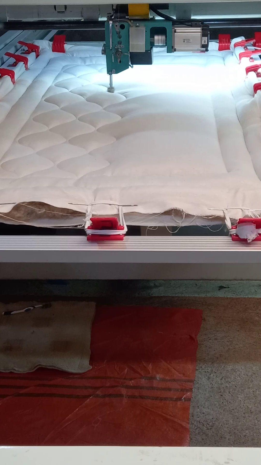 لحاف وتشک فروشی  فخری