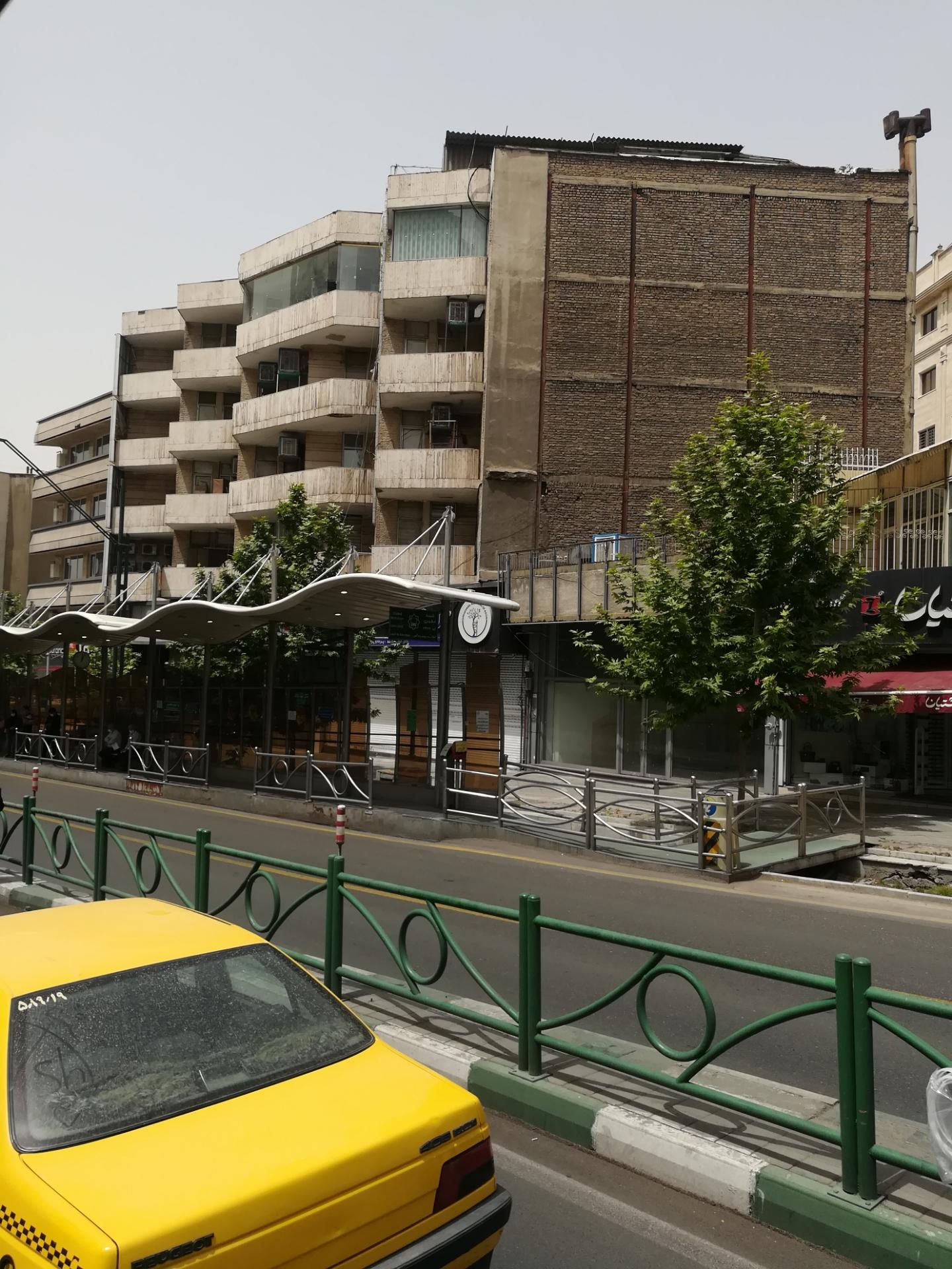 ایستگاه اتوبوس شهید مطهری