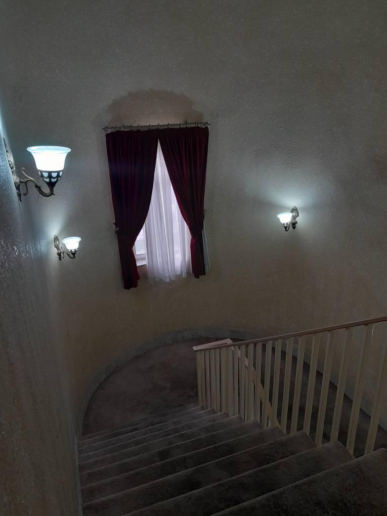 هتل جهانگردی شهرکرد