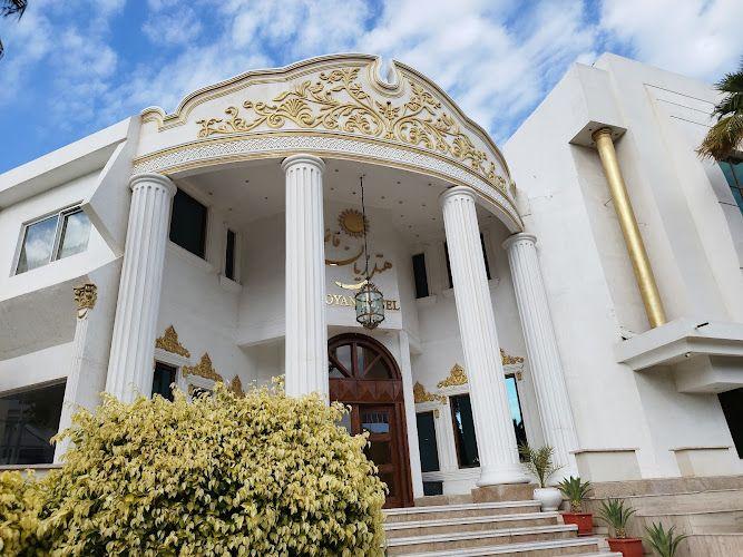 Royan Ghaem Hotel