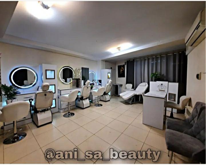 ناخنکده آنی سا