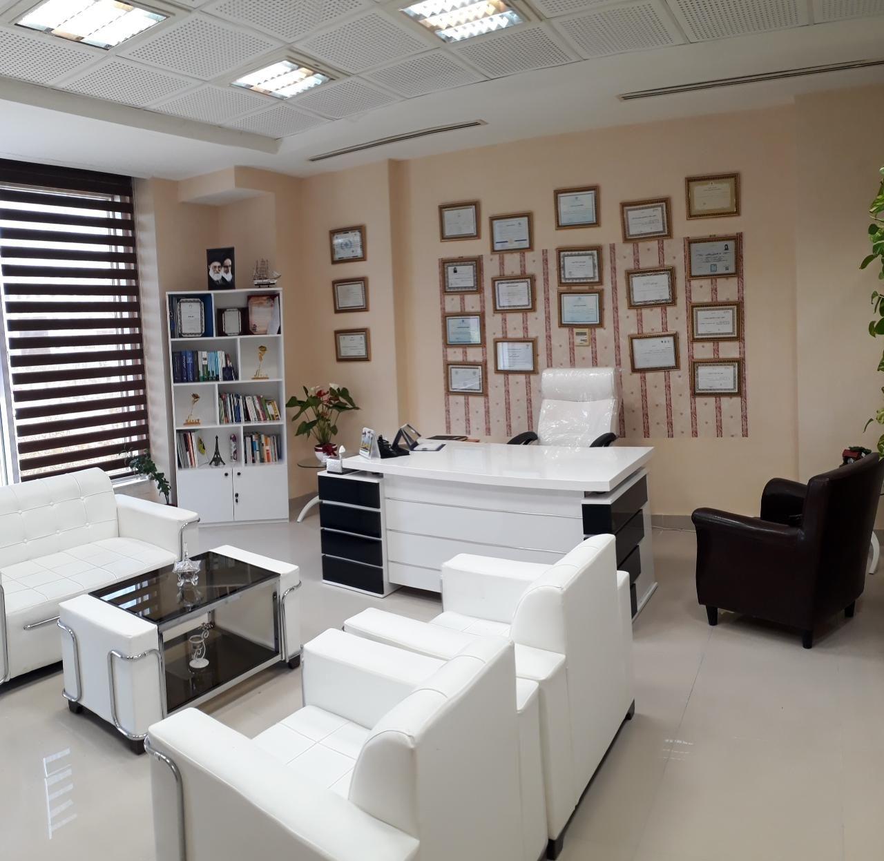 روانشناس دکتریاسمن خطیبی