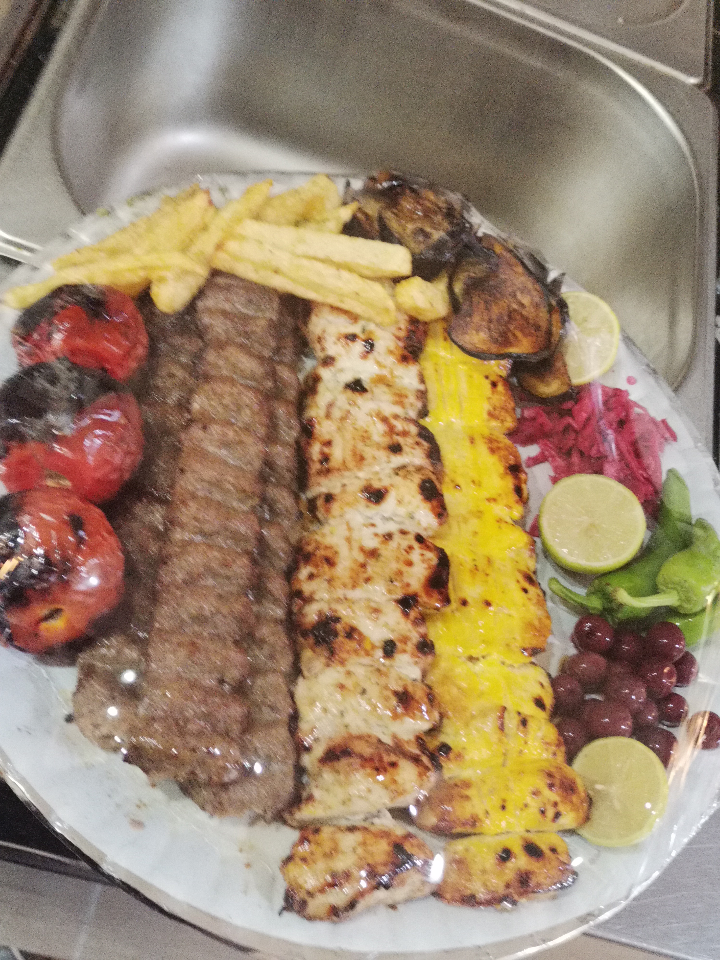 رستوران جوجه ذغالی همشهری