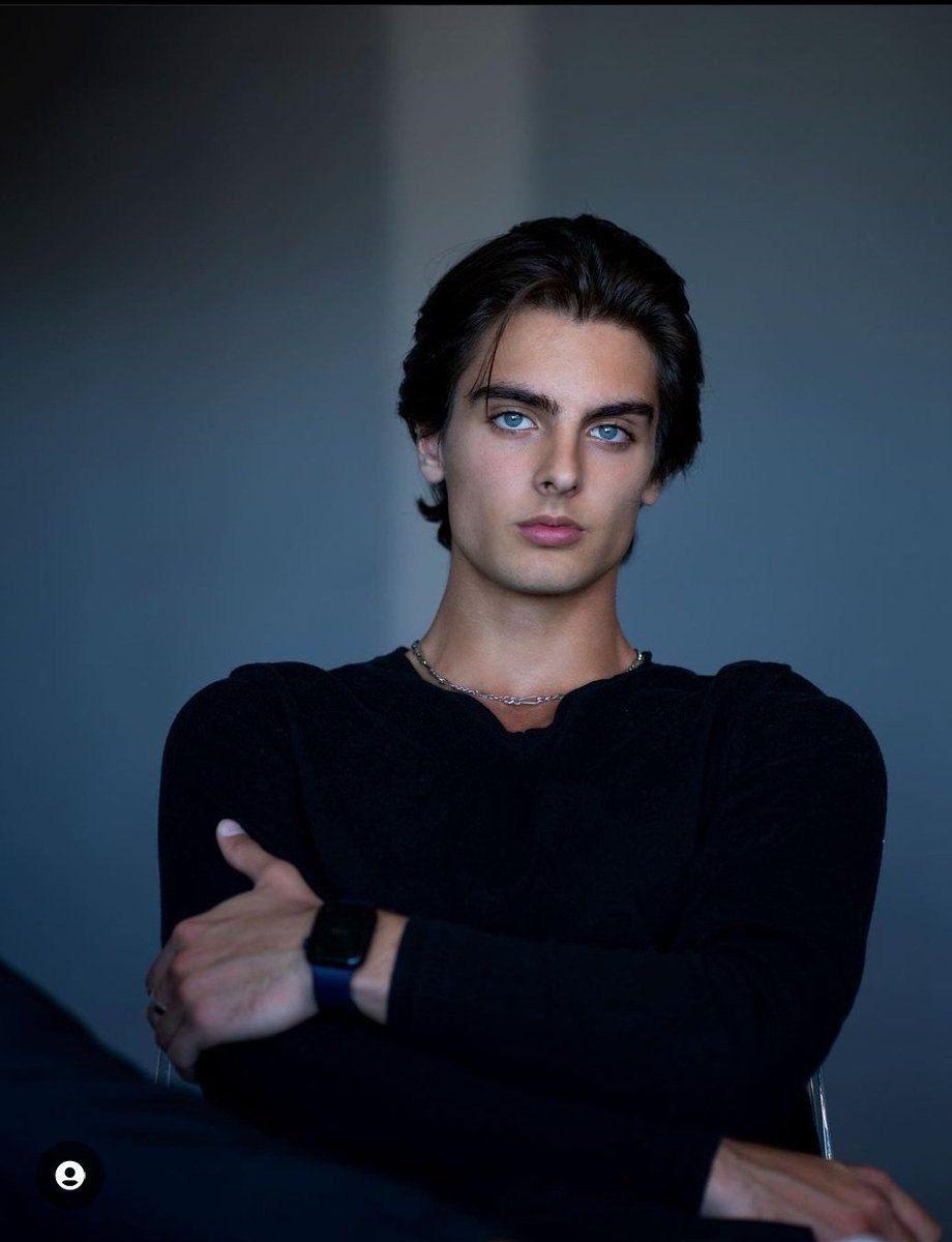 پیرایش منوچهر خدمات تخصصی داماد