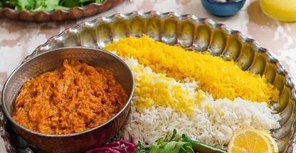تهیه غذا قیمه بوشهری و قورمه سبزی کیلویی