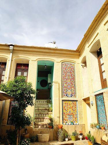 اقامتگاه سنتی پسین