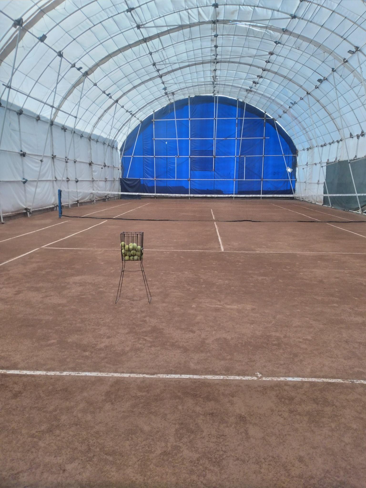 باشگاه تنیس داورپناه