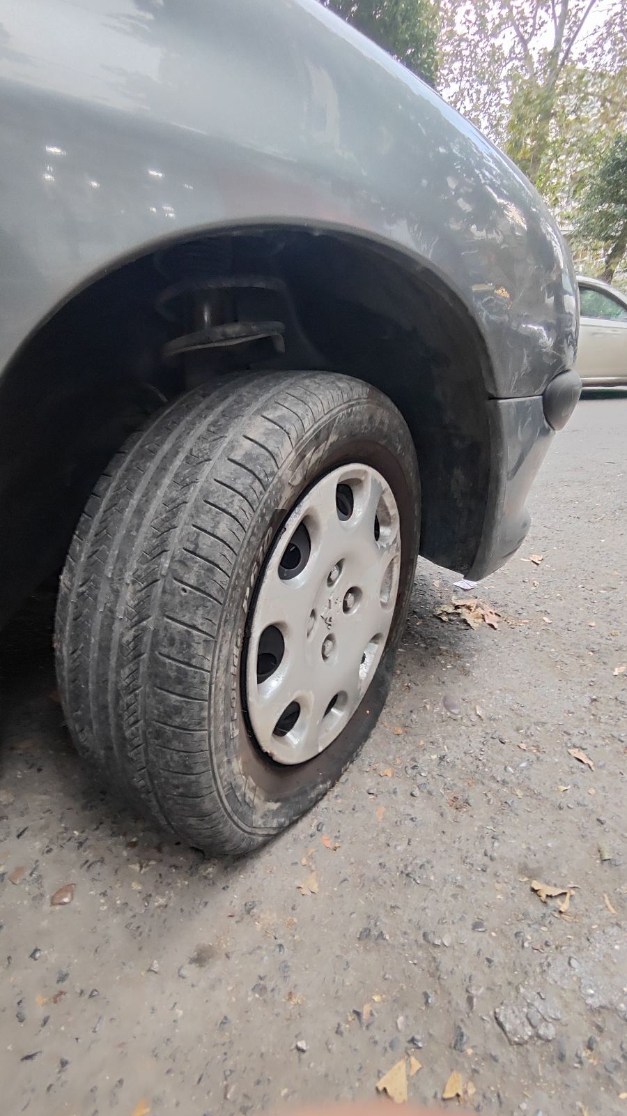 پنچرگیری سیار سناتور ساری