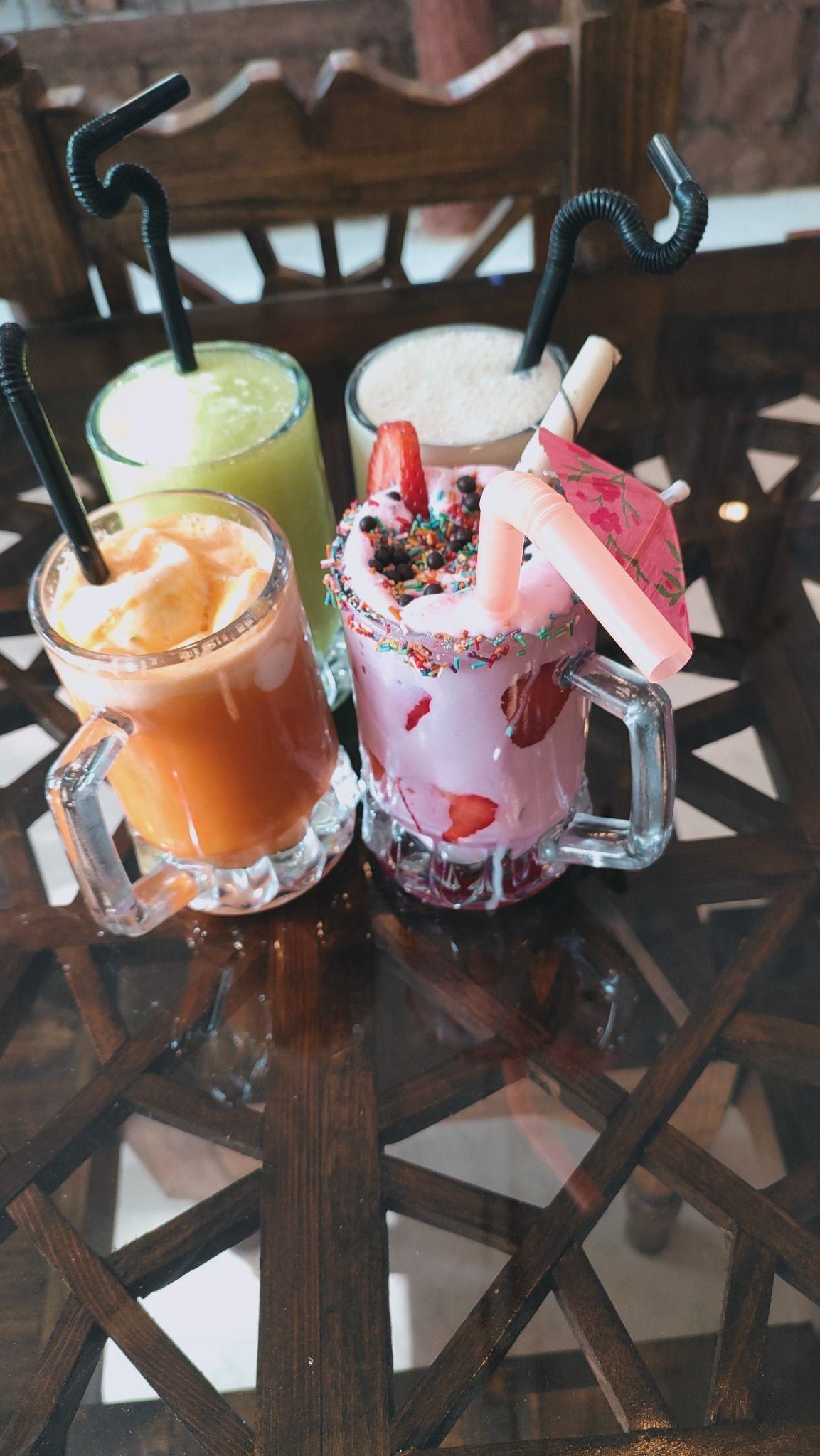 کافه رستوران باغ دلشگا