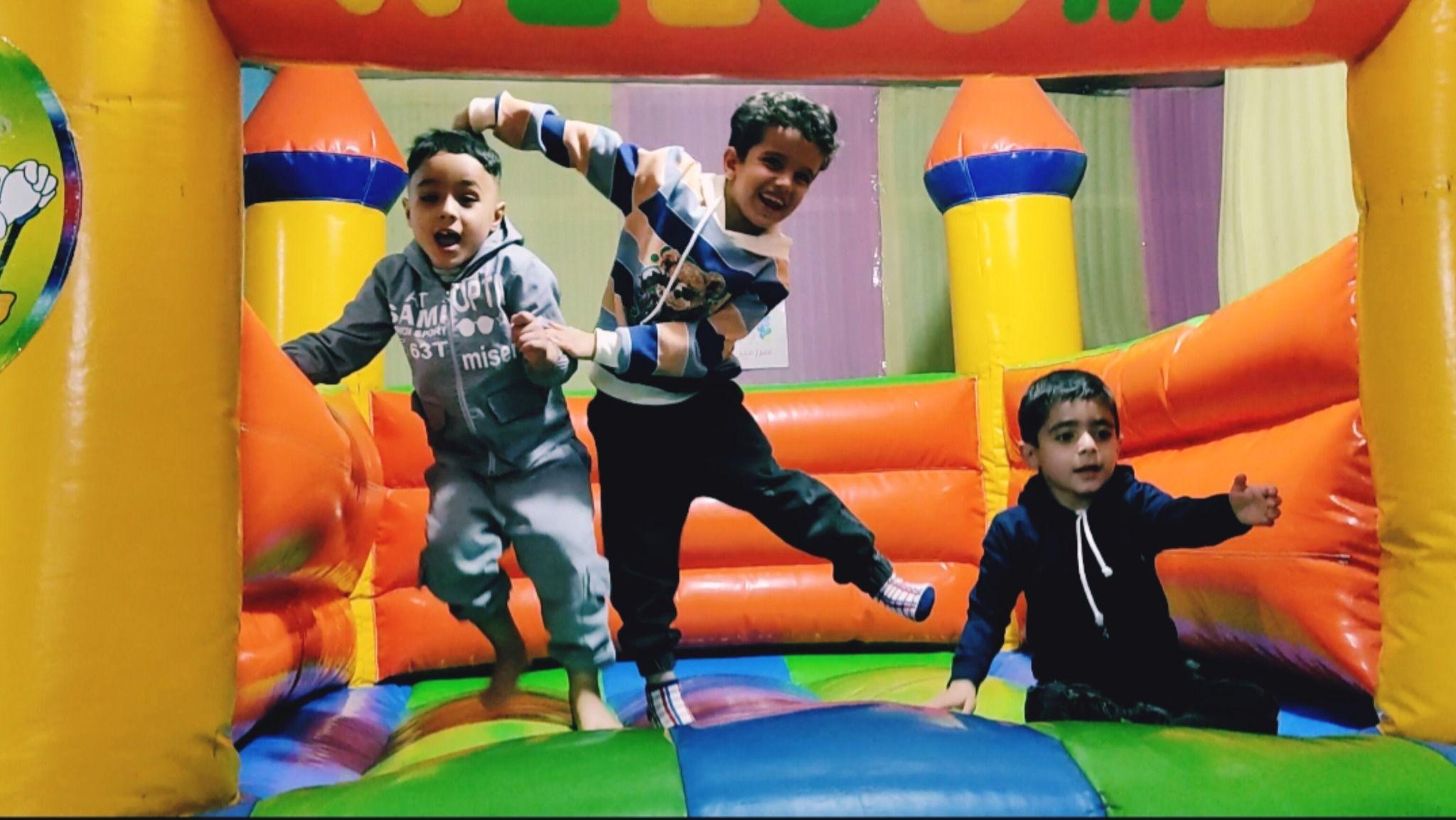 خانه بازی کودک سرزمین شادی نجف آباد