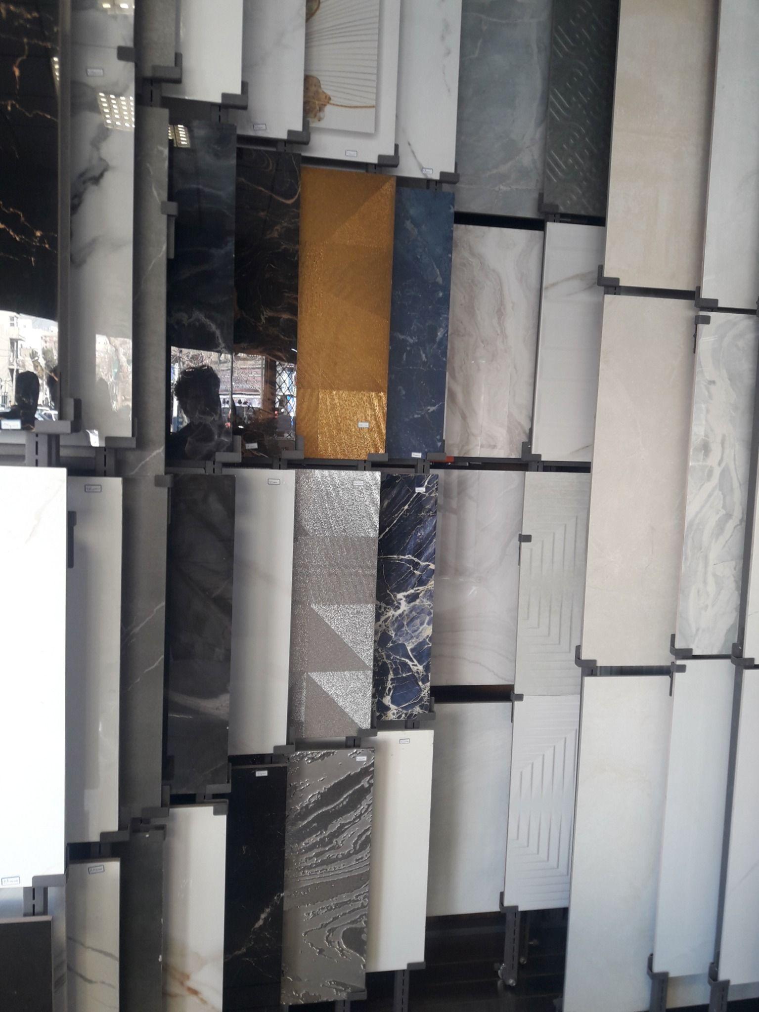 کاشی و سرامیک افتخاری