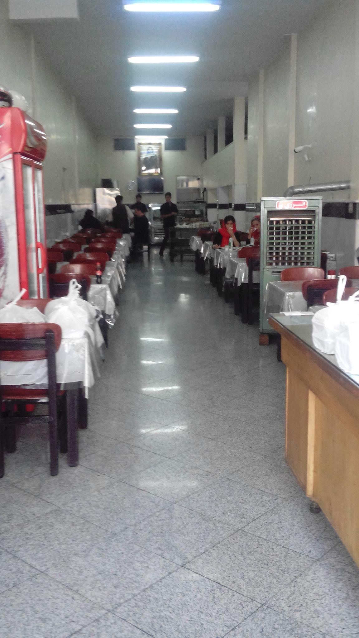 رستوران محل حافظ