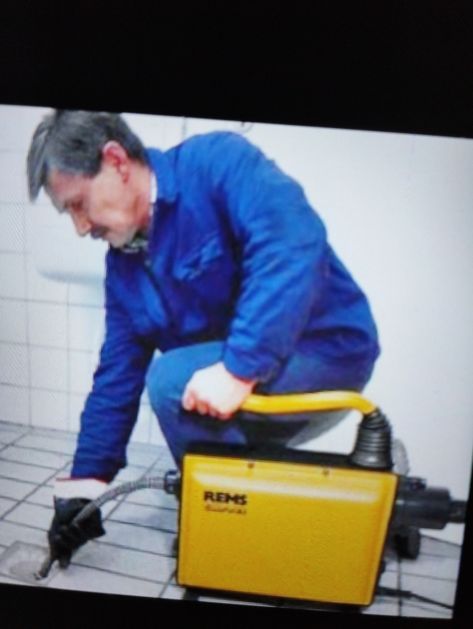 لوله بازکنی سراسر زنجان شبانه روزی