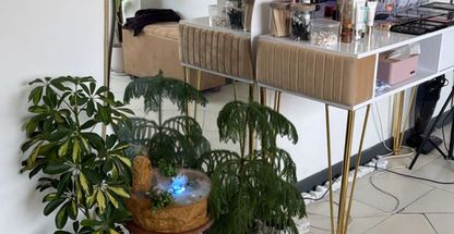 مرکز درمانی تخصصی پوست و مو و میکاپ نگار