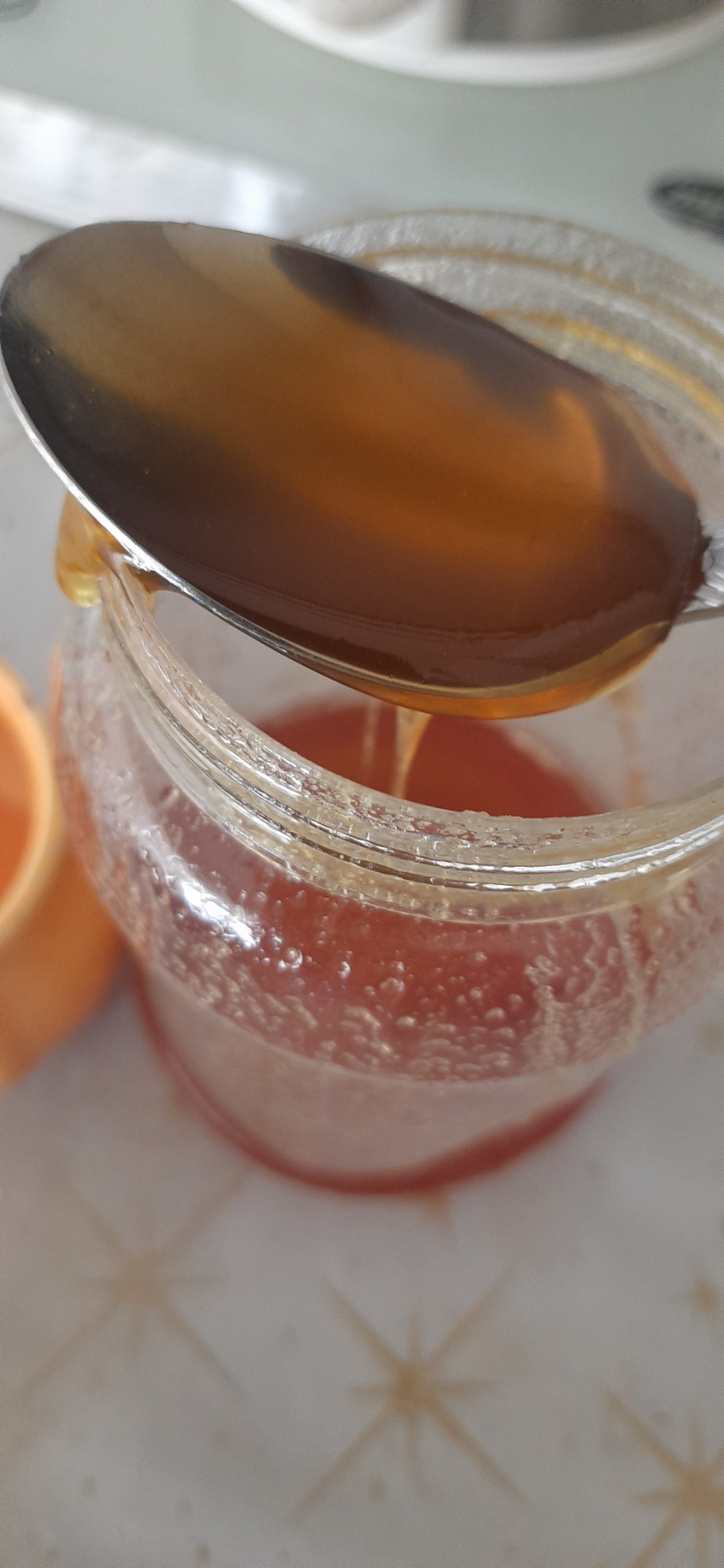 فروش عسل و فرآورده های زنبور