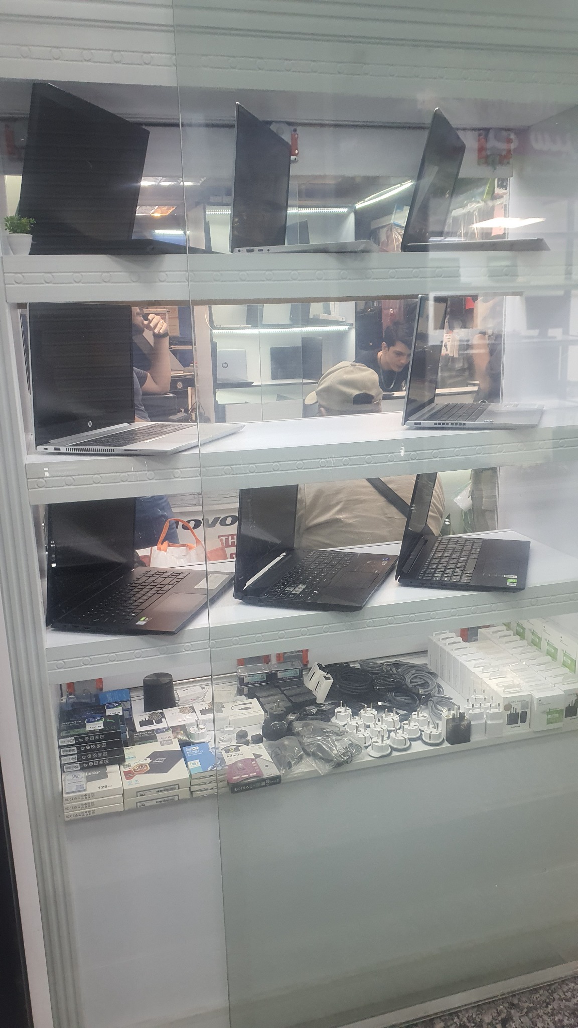 تعمیرات فوق تخصصی لپ تاپ وکامپیوتر