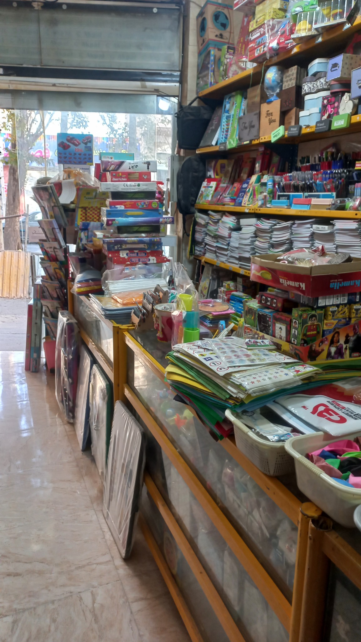 لوازم تحریر طاها